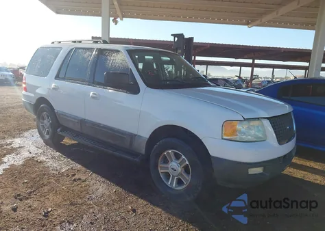 2005 Ford Expedition Xlt z USA, uszkodzony, nr VIN 1FMPU155X5LA65713